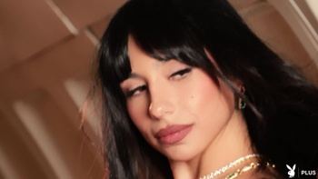 PlayboyPlus 26 10 16 Lilly Love First Class XXX 1080p MP4 WRB XC
