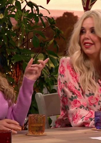 The.Great.British.Bake.Off.Second.Helpings.S01E03.1080p.HDTV.H264-TRB